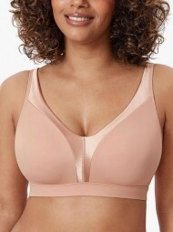 가슴을 모두 감싸주는 편안한 노와이어 브라